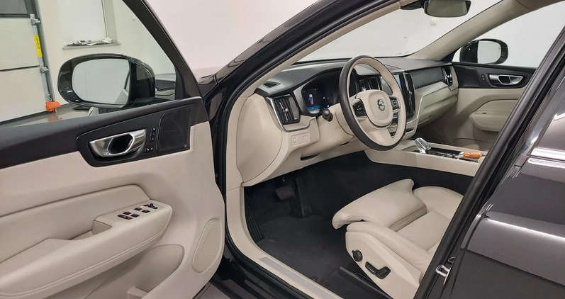 Volvo XC 60 cena 177900 przebieg: 84252, rok produkcji 2022 z Dąbrowa Górnicza małe 466